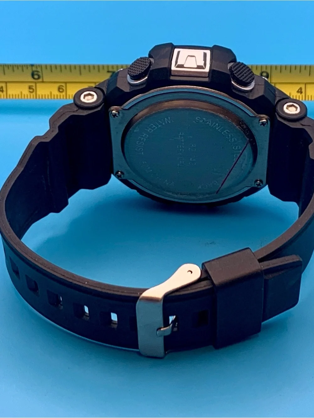 Men’s Digital Quartz Wristwatch Chrono Backlight Alarm Day Date Working